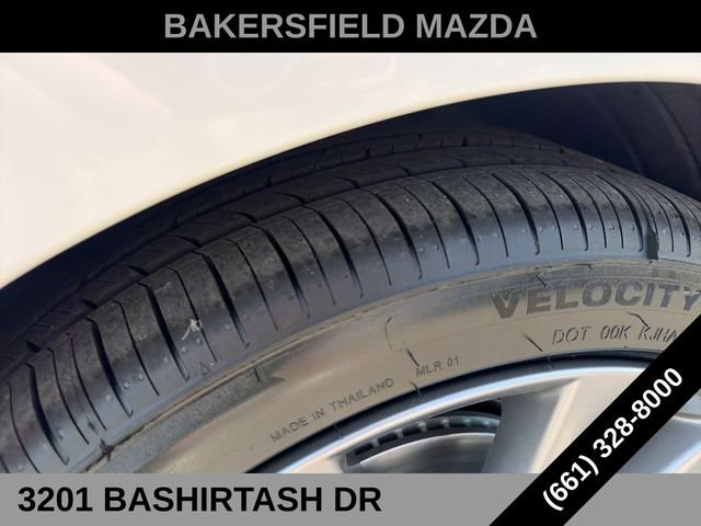Used 2025 White Mazda 2.5 S Preferred Package image 22