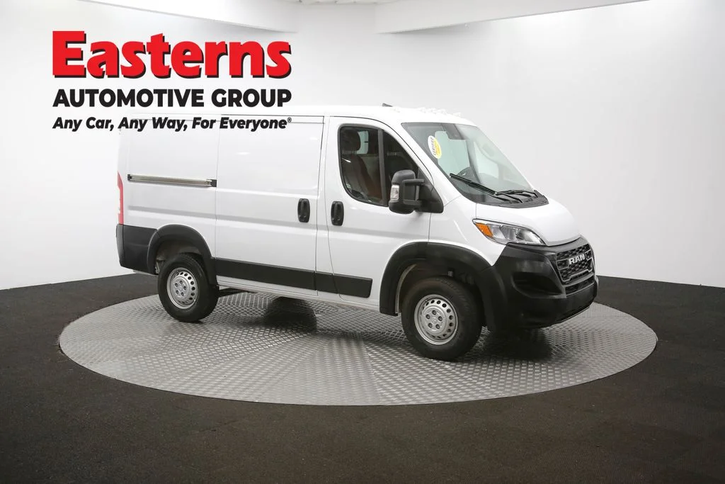 Used 2025 White Ram Low Roof image 44