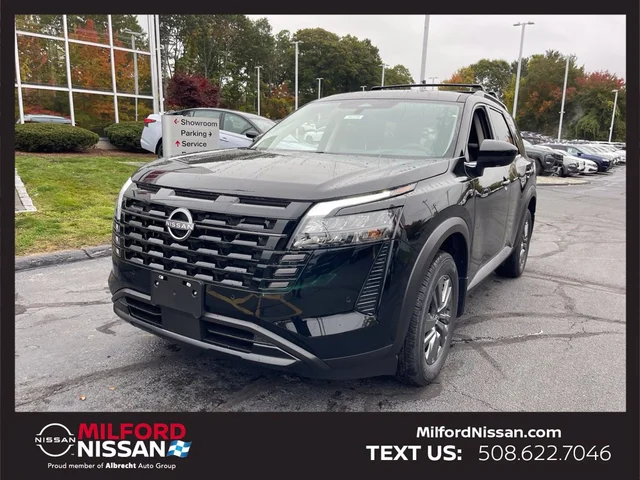 2026 Nissan Pathfinder SV