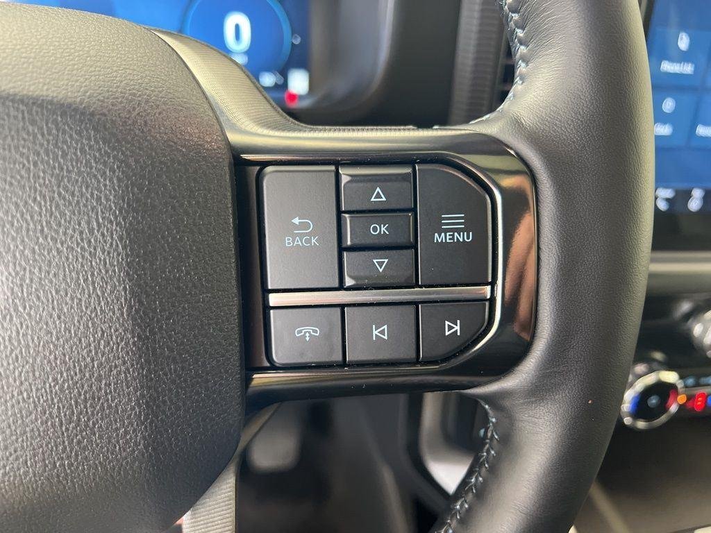 Used 2025 Gray Metallic Ford Platinum image 11