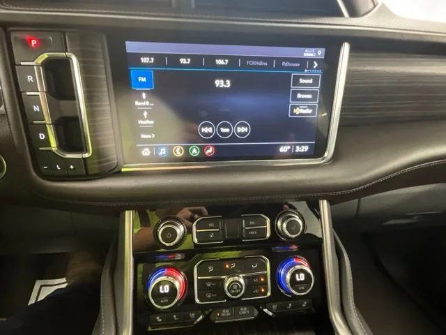 Used 2021 Black GMC Denali image 11