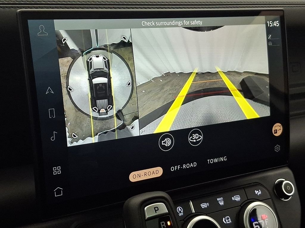 New 2026 Fuji White Land Rover X-Dynamic SE image 15