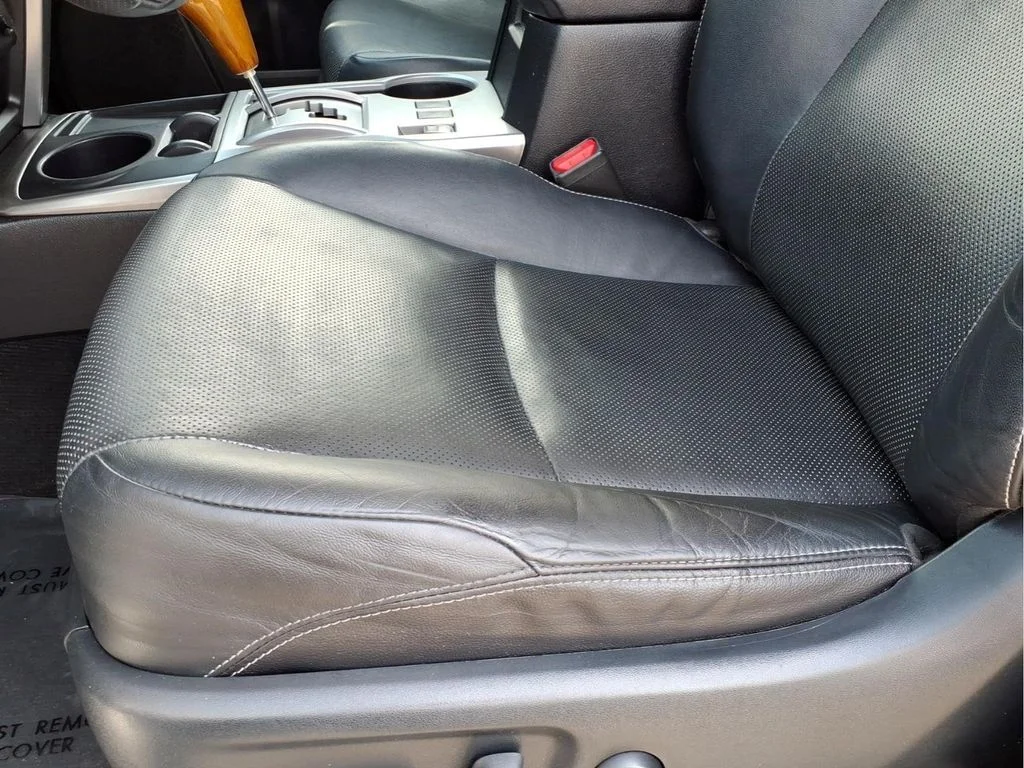 Used 2018 Silver Toyota Limited image 18