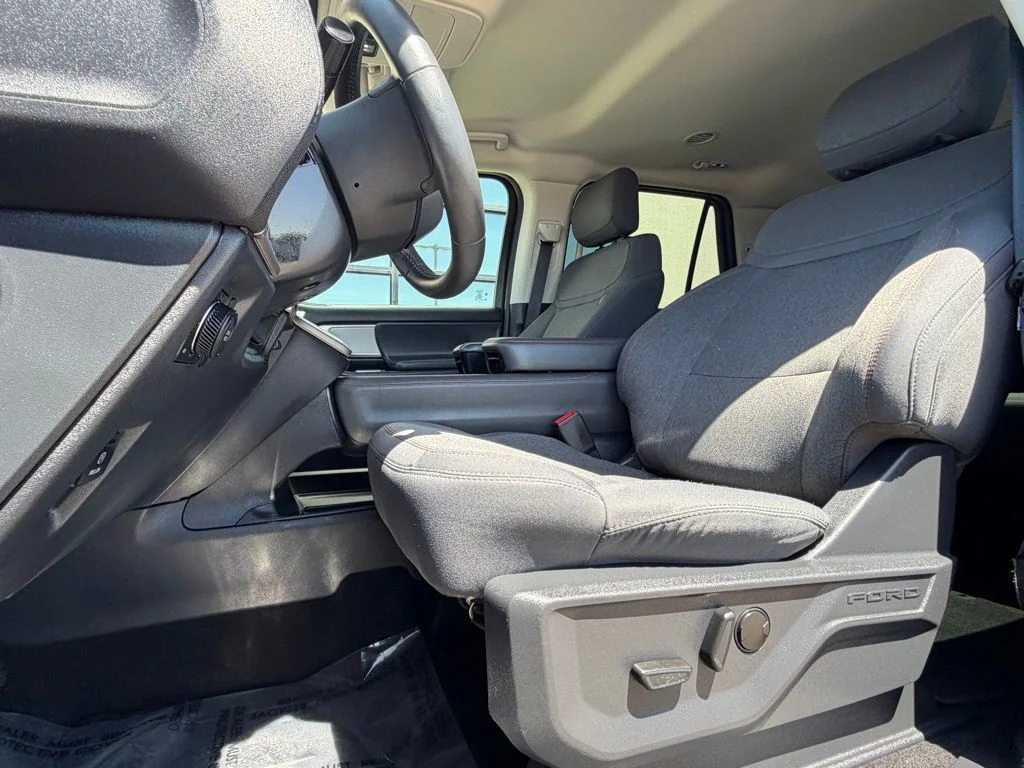 Used 2025 Black Ford Active image 9