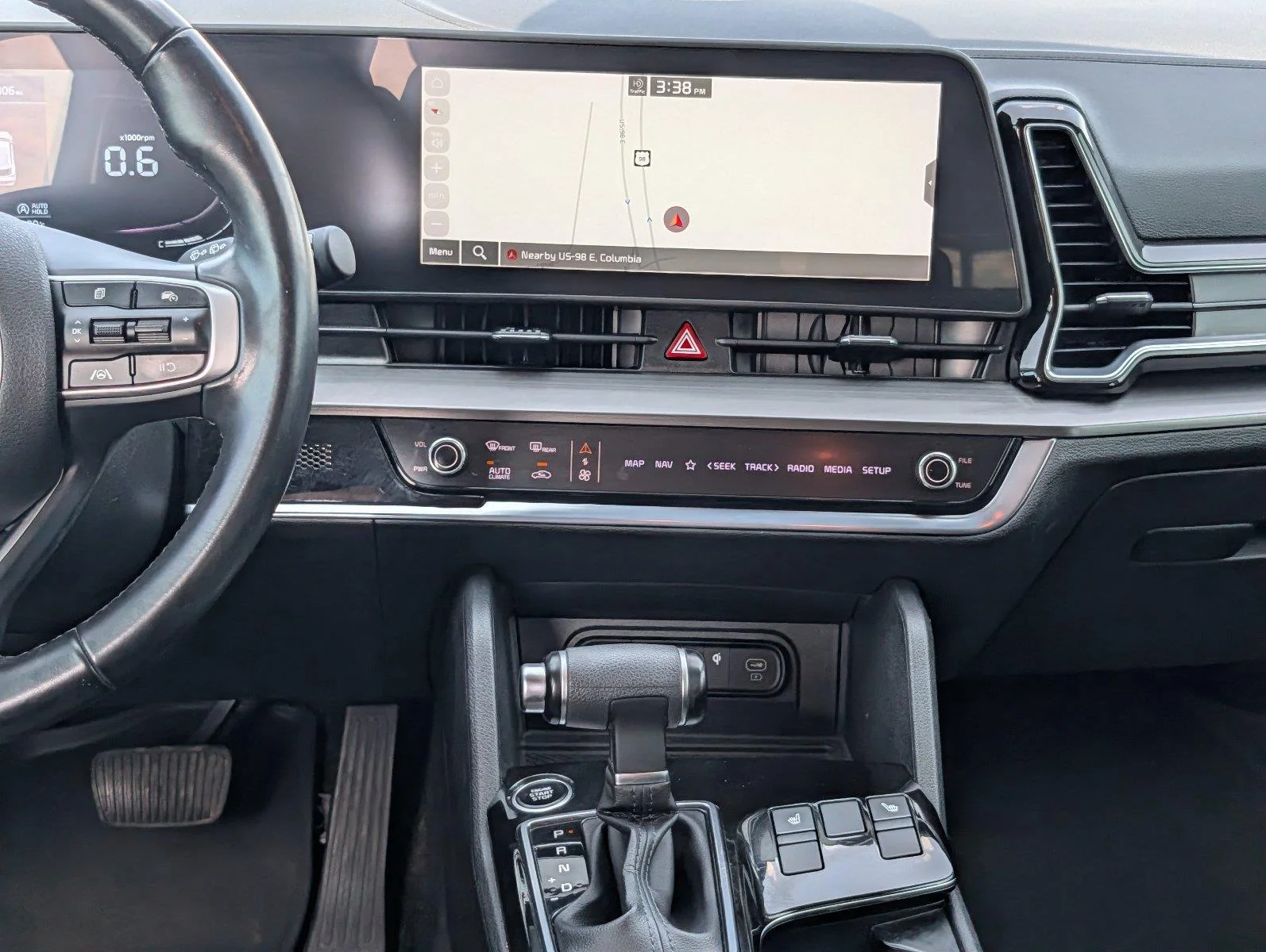 Used 2023 Glacial White Pearl Kia EX image 29