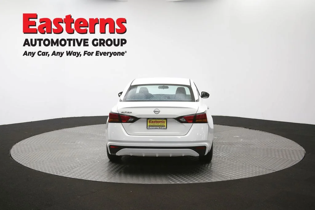 Used 2024 White Nissan 2.5 S image 35