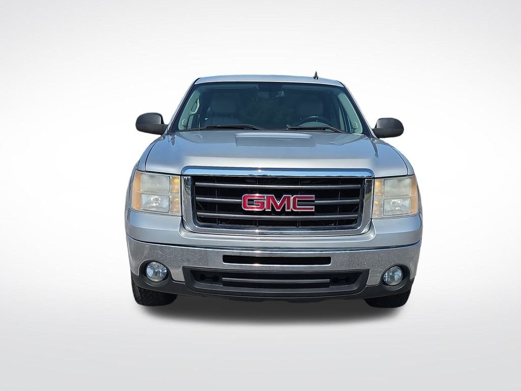 Used 2011 Silver GMC SLT image 9