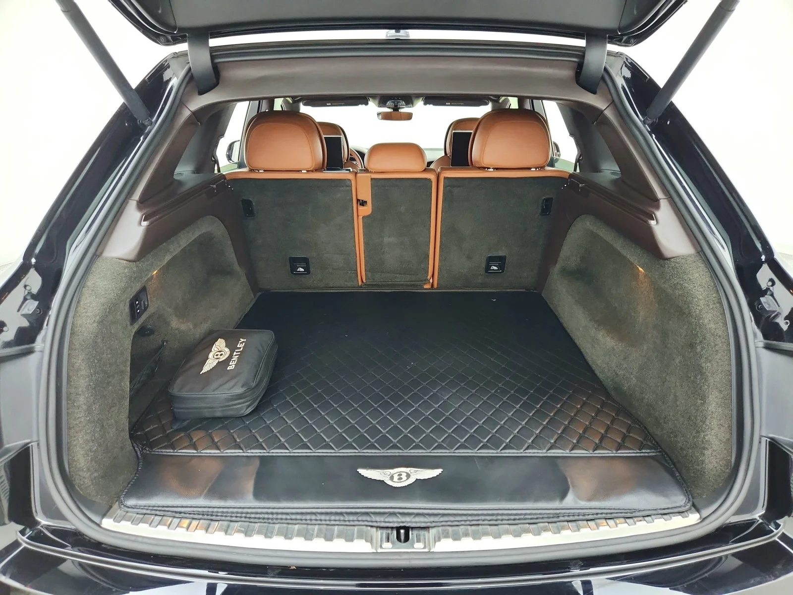 Used 2017 BLACK Bentley W12 image 35