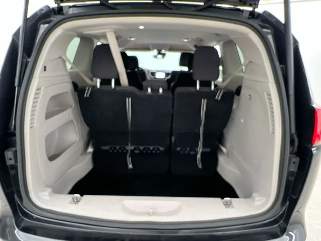 Used 2023 Black Chrysler LX image 37