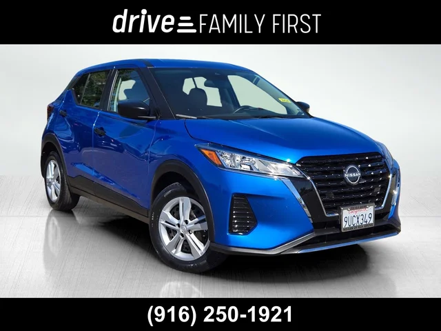2025 Nissan Kicks Play S