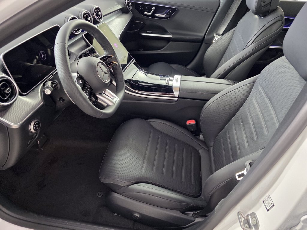 2026 Mercedes-Benz C-Class Sedan AMG C43 - Photo 23