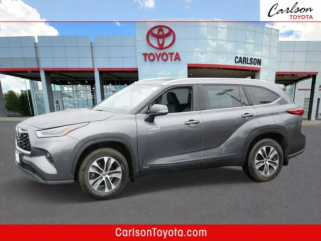 Used 2021 Gray Toyota XLE image 1