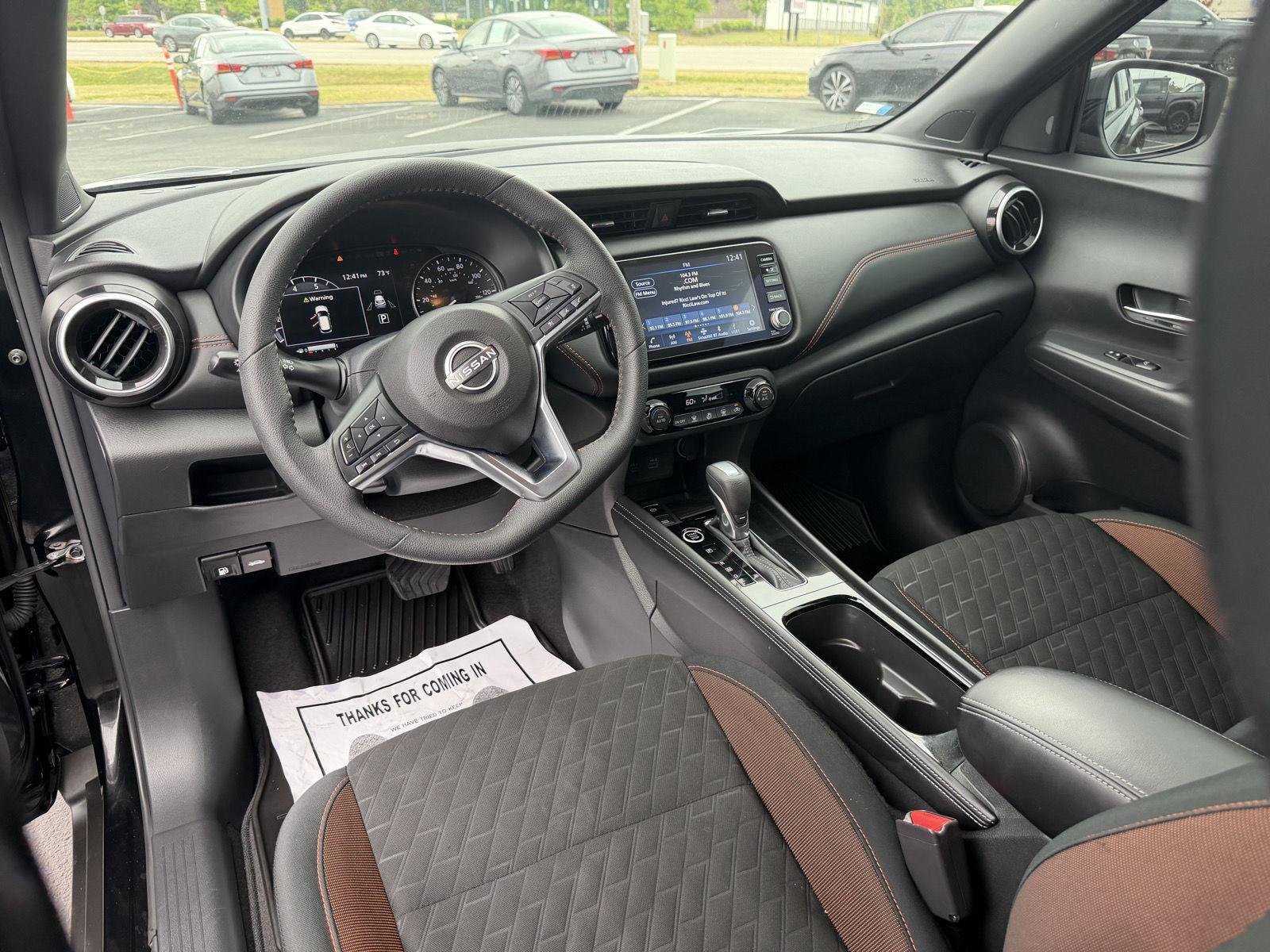 Used 2024 Super Black Nissan SR image 15