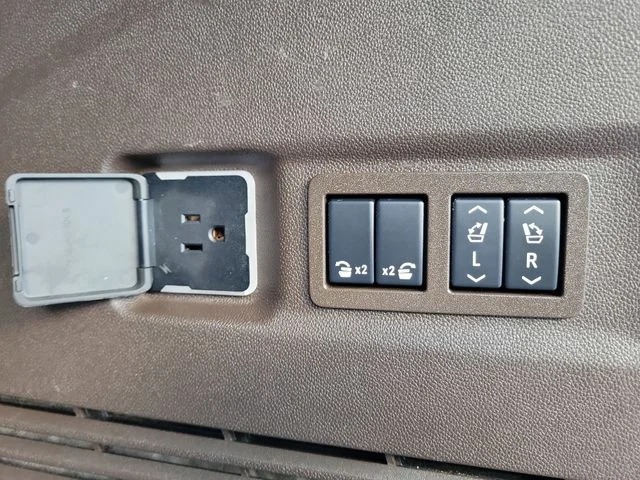 Used 2024 Summit White GMC Denali image 16