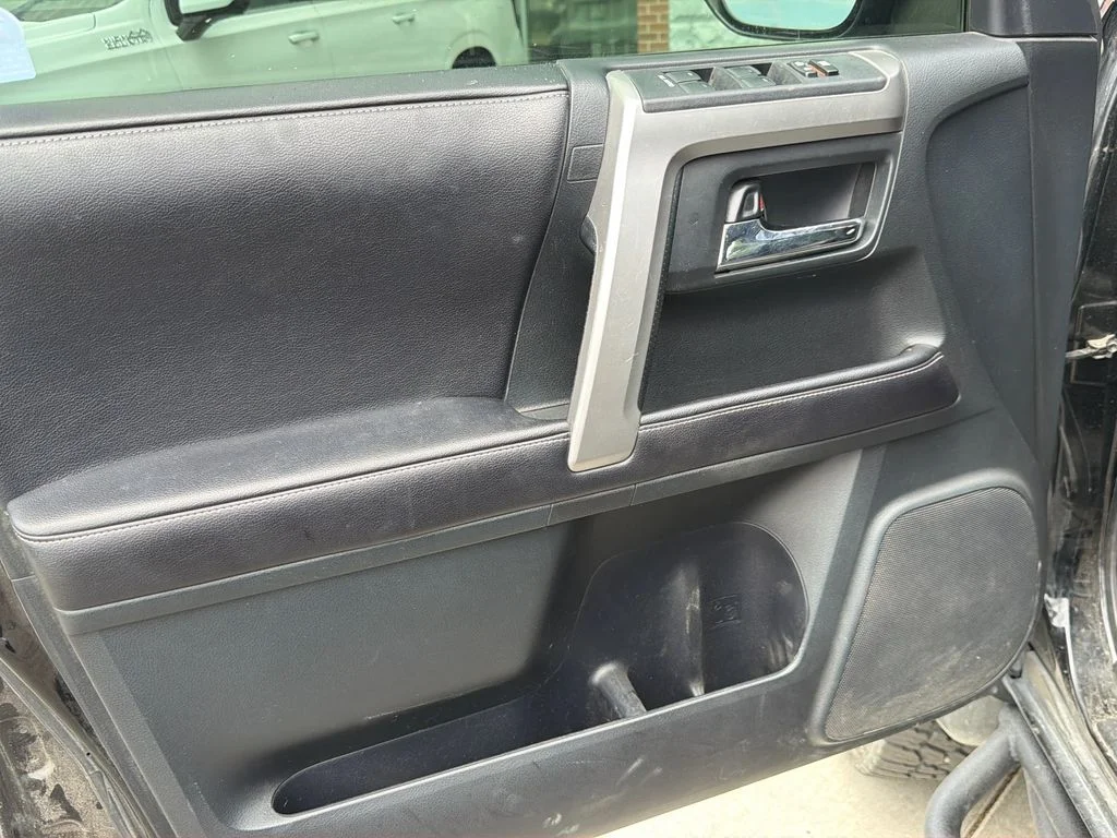 2017 Toyota 4Runner SR5 Premium - Photo 9