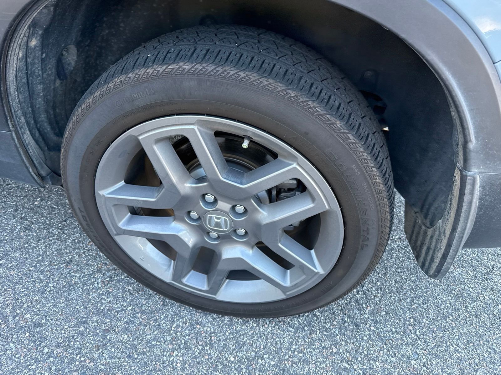Used 2023 Gray Honda EX-L image 5