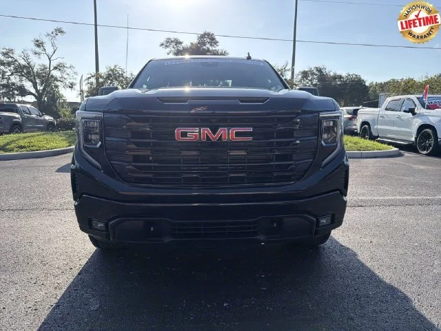 Used 2026 Onyx Black GMC Elevation image 9