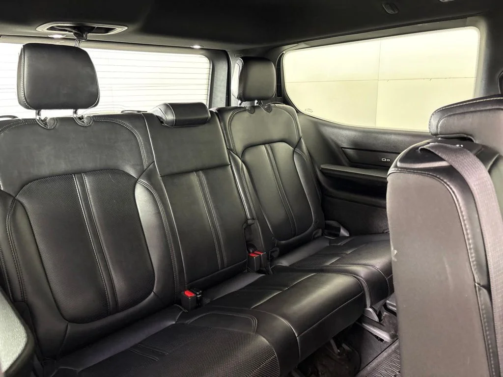 Used 2024 White Jeep Series II image 28