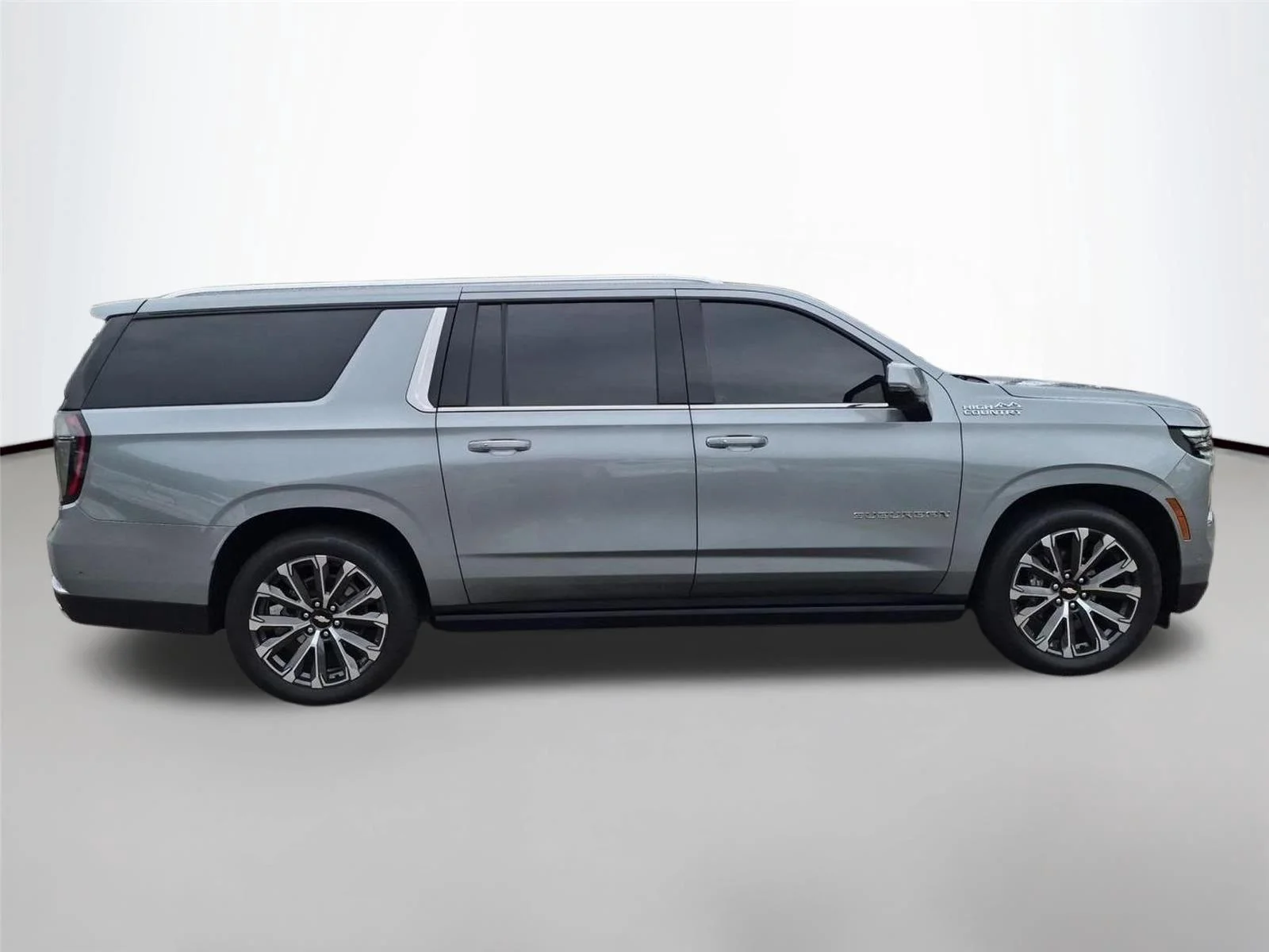 Used 2025 Sterling Gray Metallic Chevrolet High Country image 6