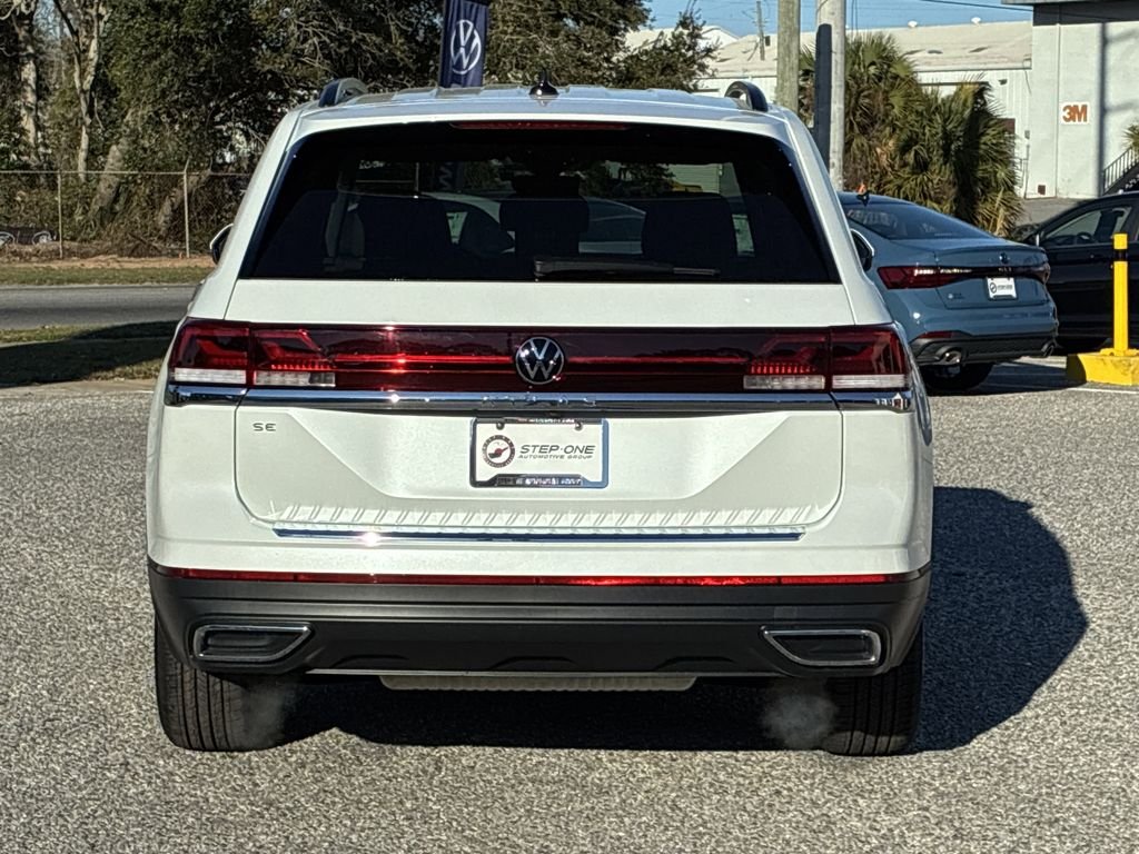 New 2026 White/off-white Volkswagen SE image 6
