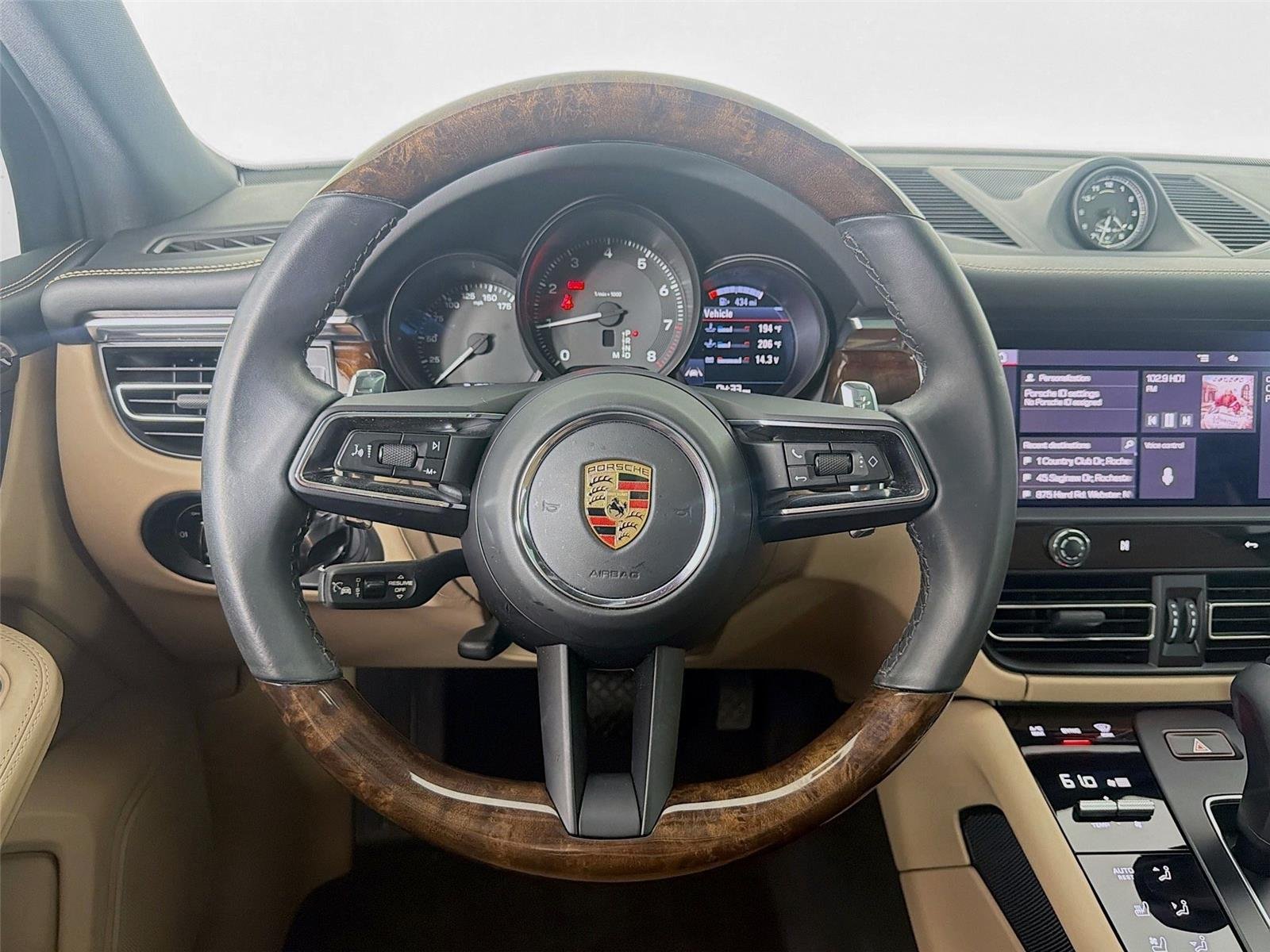 Used 2023 Carrara White Metallic Porsche T image 10