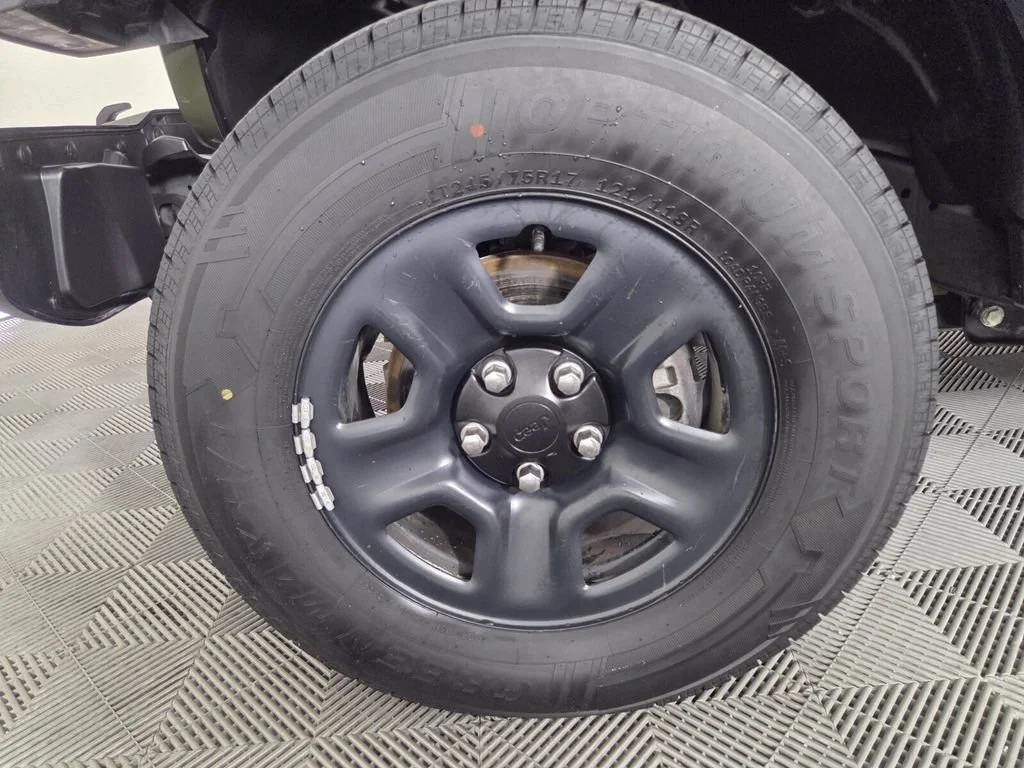 Used 2023 Sarge Green Clearcoat Jeep Sport image 7