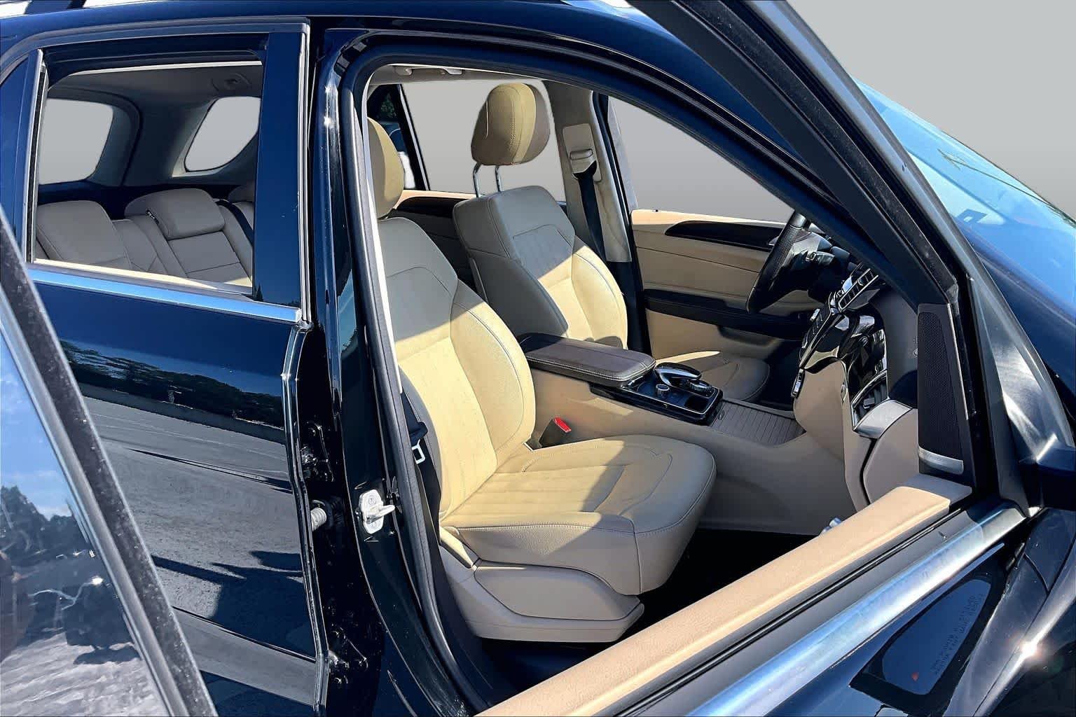 Used 2017 Black Mercedes-Benz GLE 350 image 9