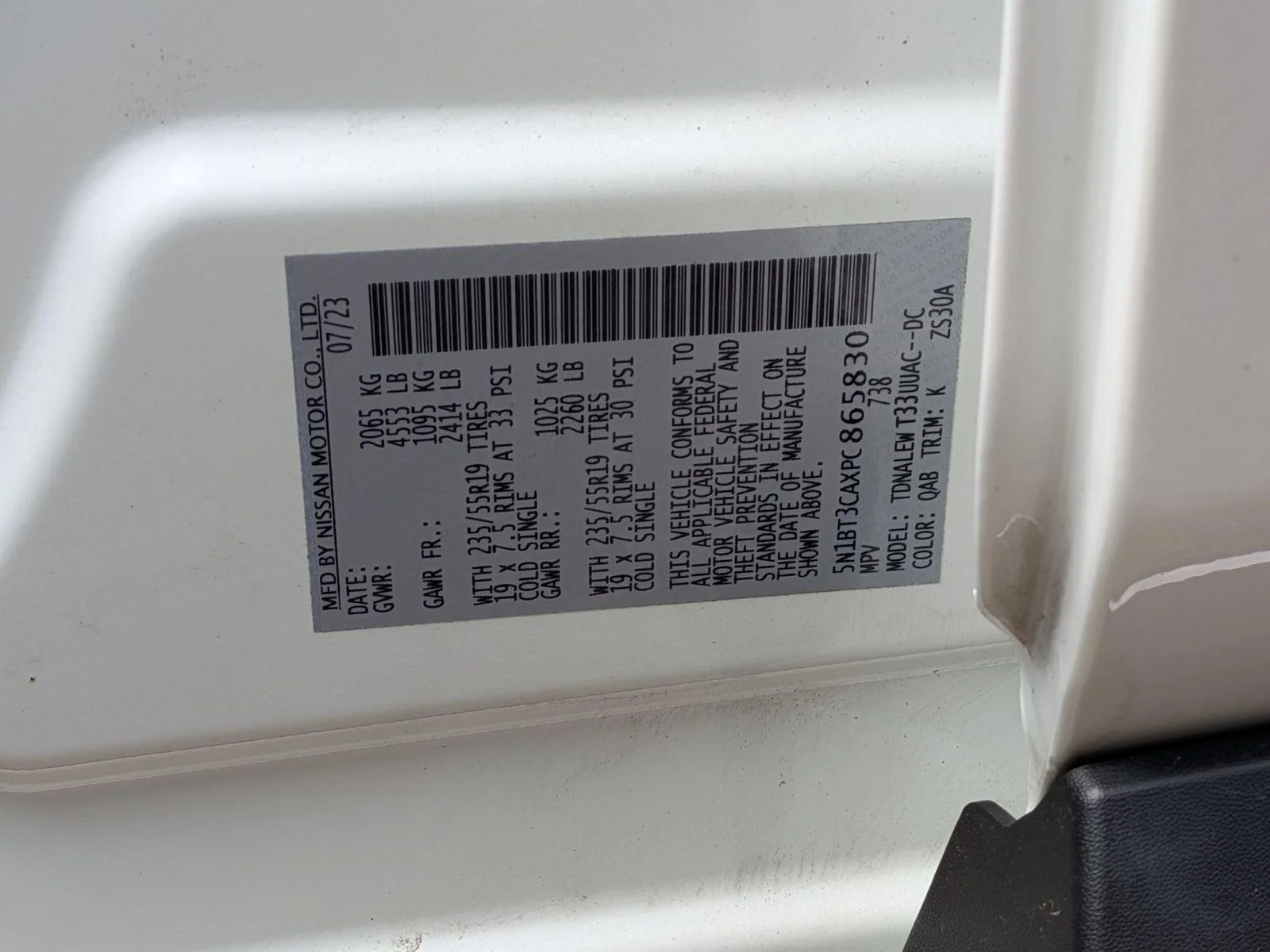 Used 2023 Pearl White Tricoat Nissan SL image 37