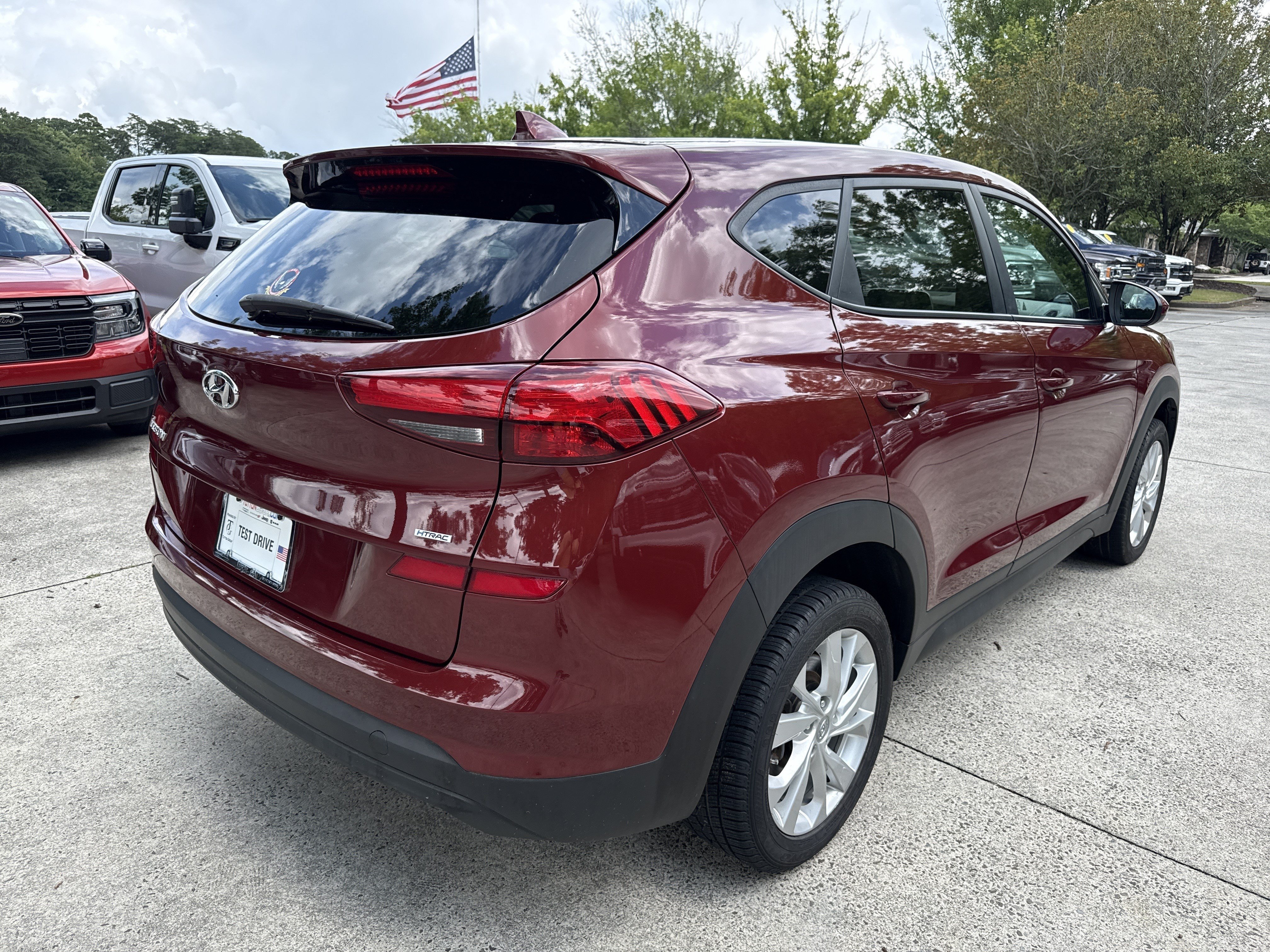 Used 2019 Gemstone Red Hyundai SE image 7