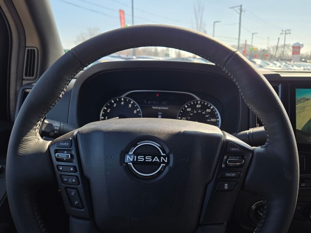 New 2026 Boulder Gray Pearl Nissan Crew Cab SV image 28