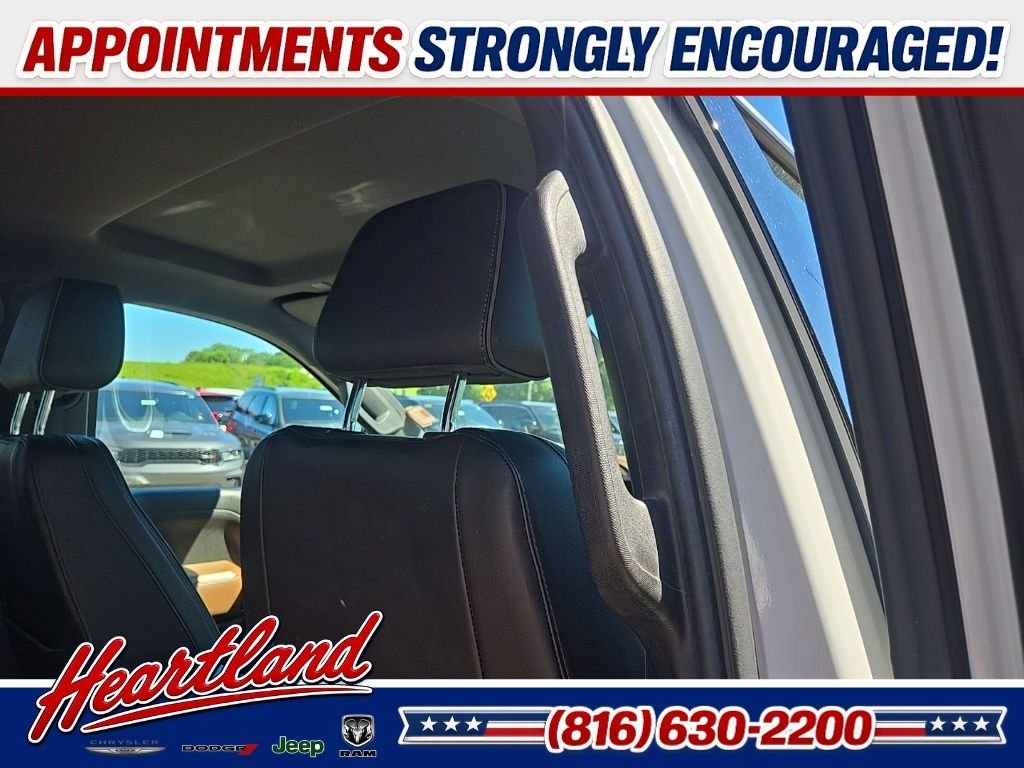 Used 2019 Beige Chevrolet High Country image 98