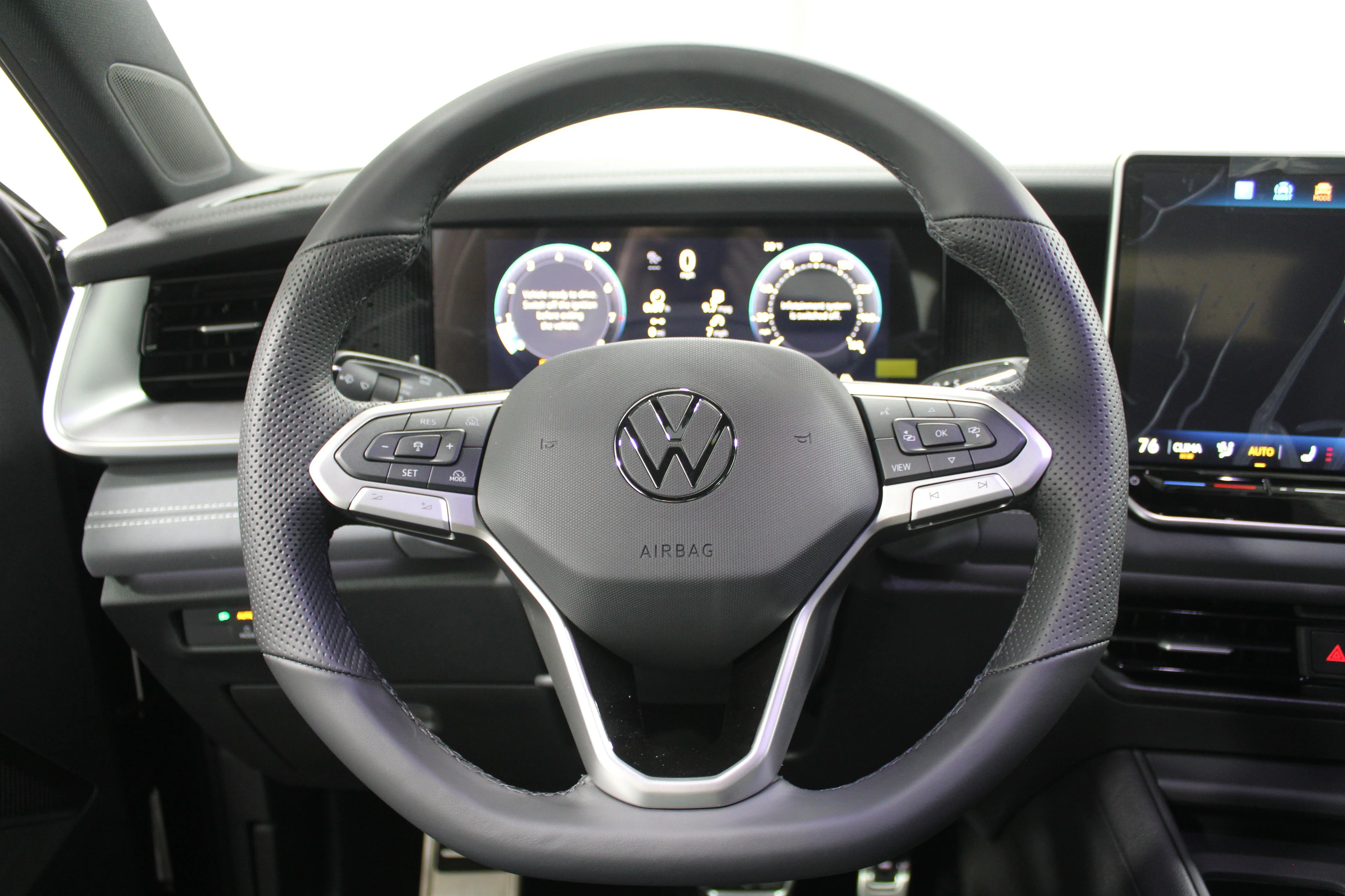 New 2026 Platinum Gray Metallic Volkswagen SE R-Line Black image 9