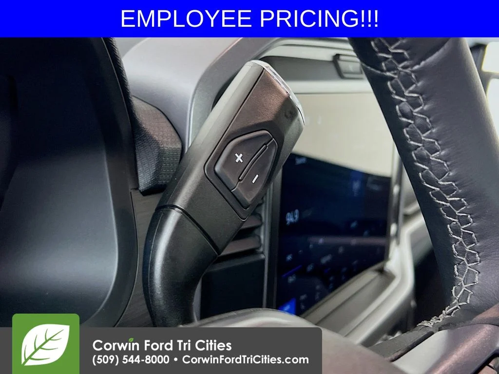 New 2026 White Ford XLT image 10