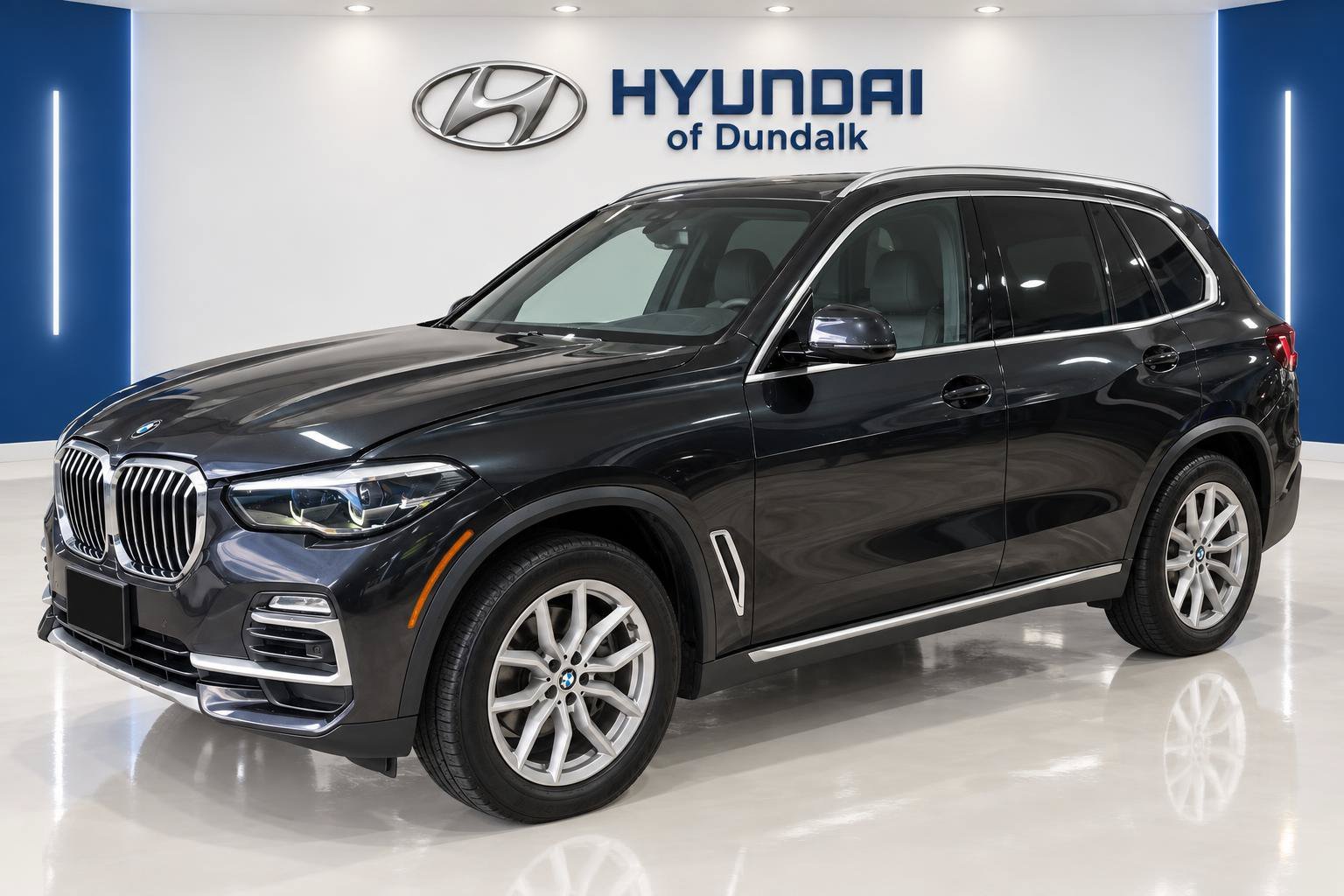 Used 2020 Gray BMW sDrive40i image 3
