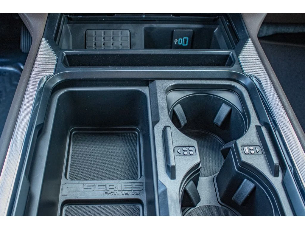 New 2026 Star White Metallic Tri-Coat Ford King Ranch image 33