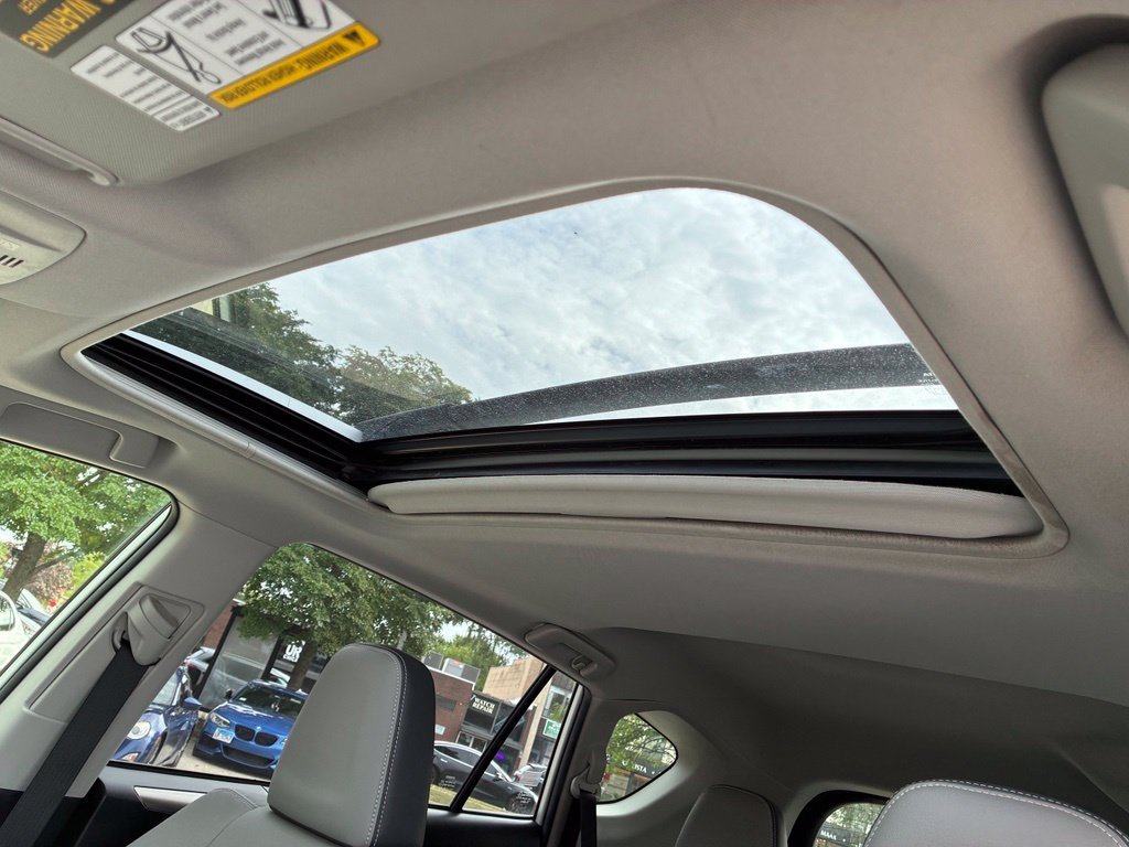 Used 2014 White Toyota Limited image 11