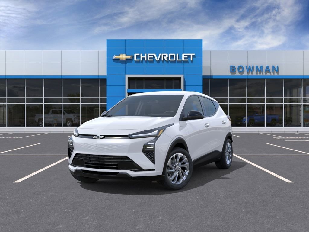 2027 Chevrolet Bolt LT - Photo 8