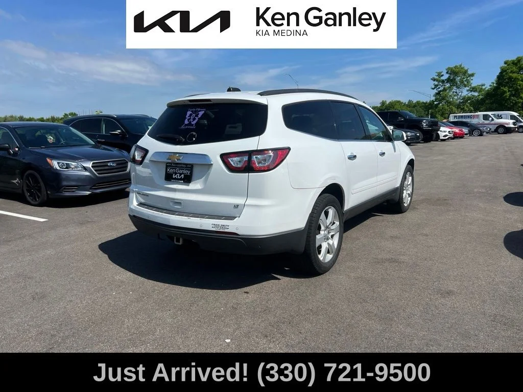 Used 2017 White Chevrolet LT image 5