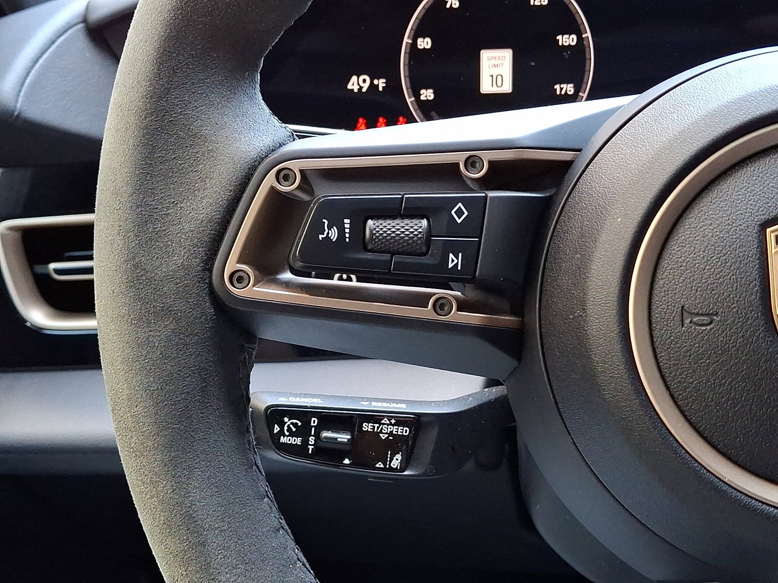 Used 2025 Gray Porsche 4S image 26