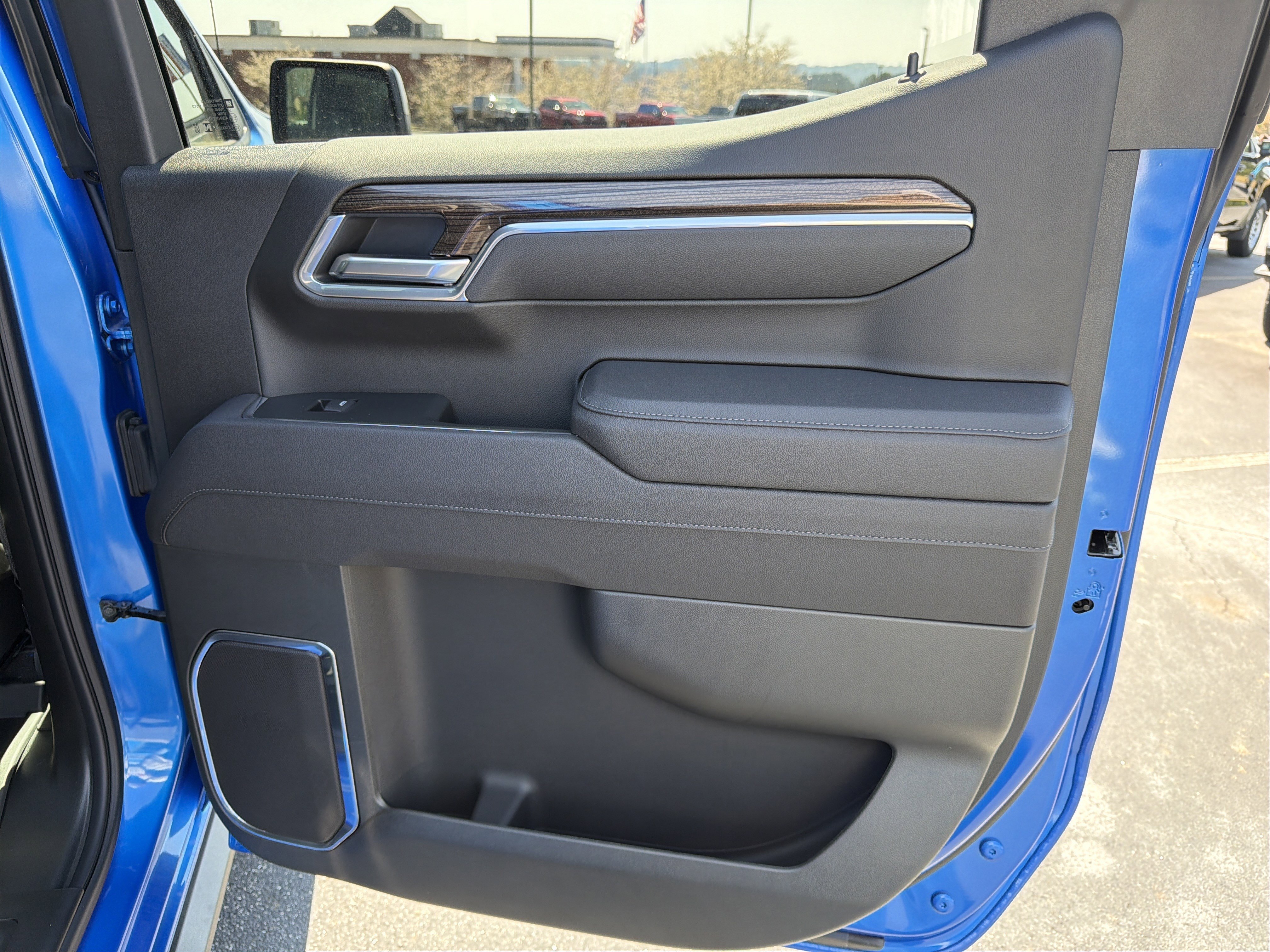 2025 Chevrolet Silverado 1500 RST - Photo 16