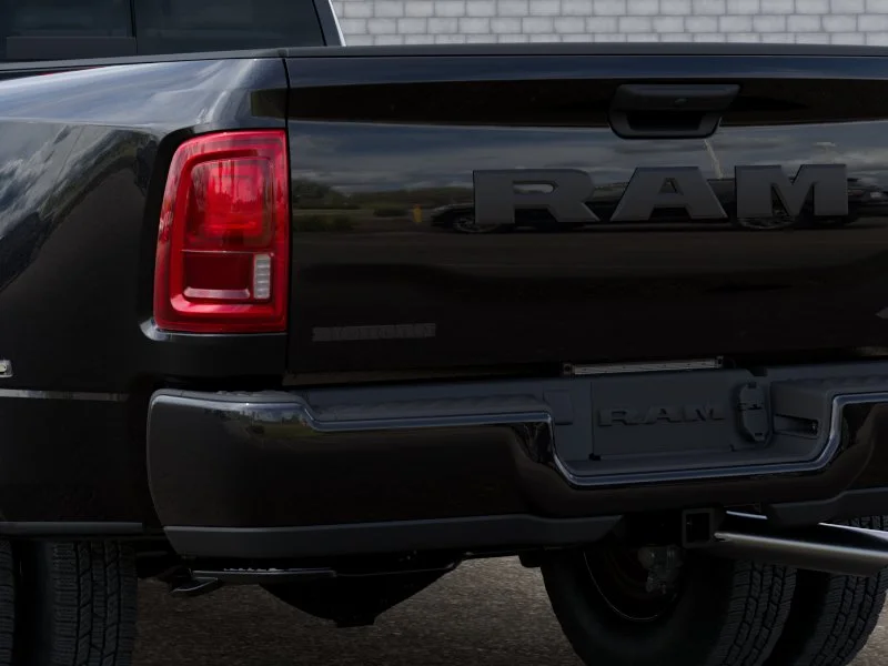 New 2026 Diamond Black Crystal Pearl-Coat Exterior Paint RAM BIG HORN image 13