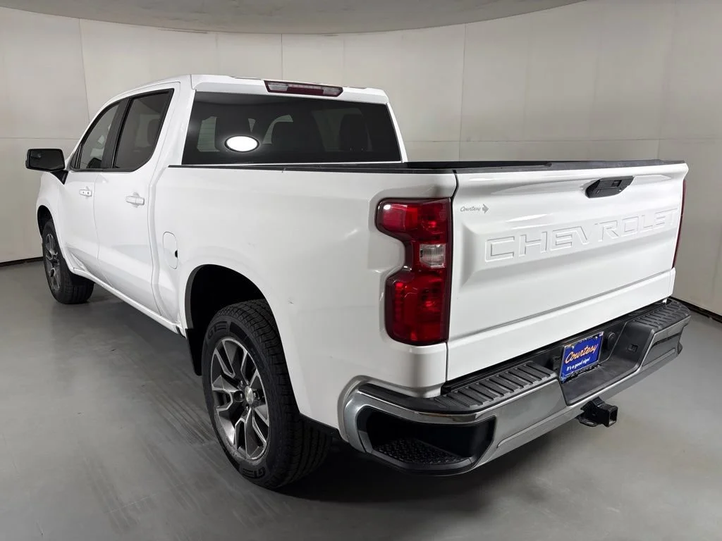 Certified Used 2020 SUMMIT WHITE Chevrolet LT image 7
