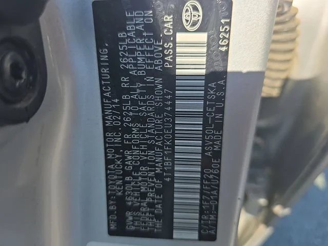 Used 2014 Silver Toyota SE image 34