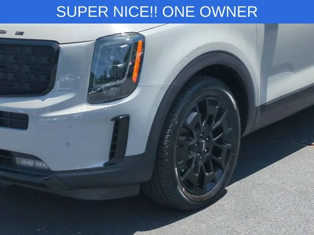 Used 2022 Gray Kia SX image 9