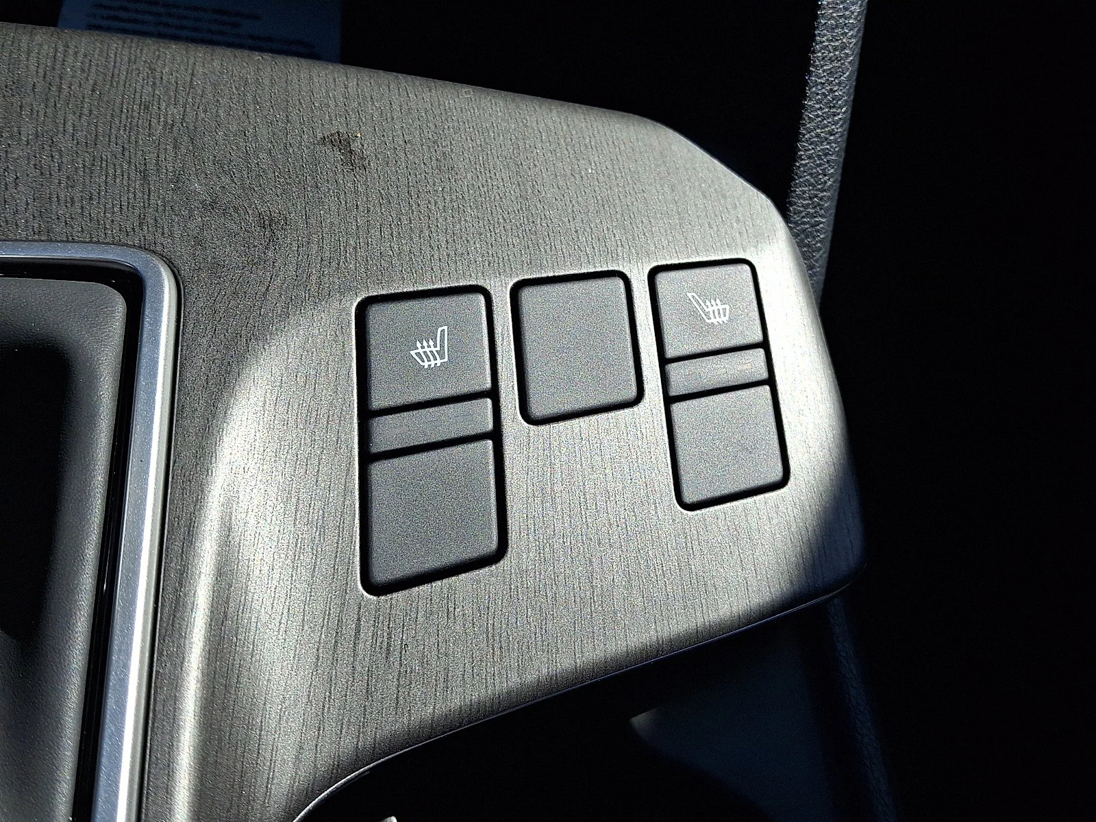 New 2027 White Kia X-Line image 18
