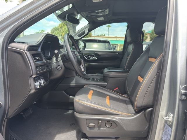 Used 2024 Sterling Metallic GMC AT4 image 13