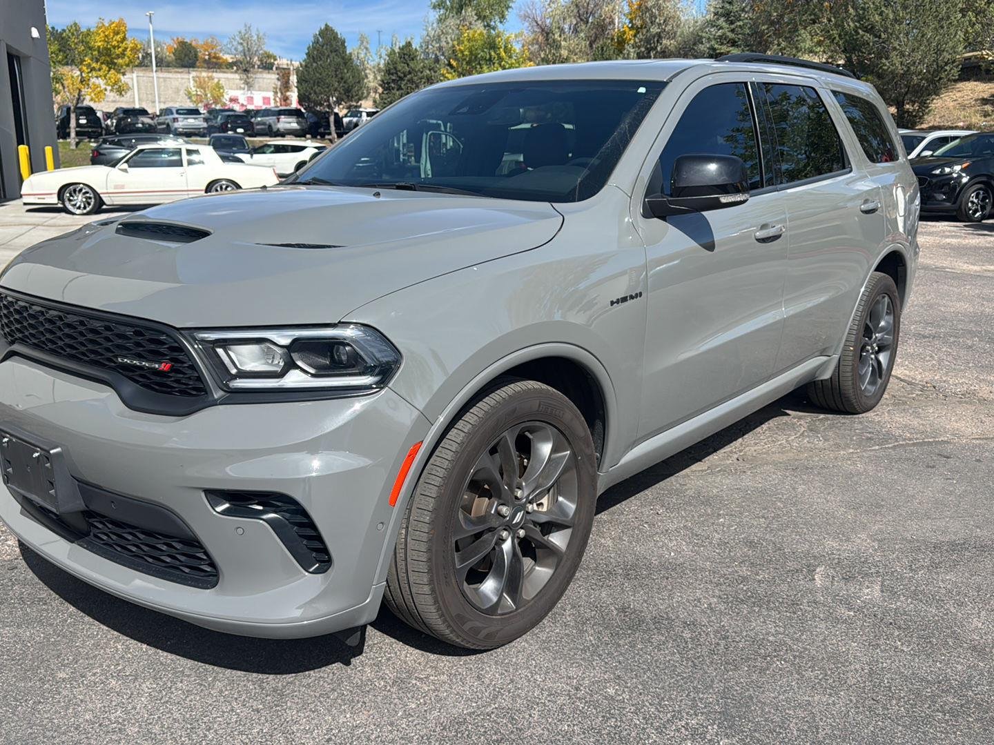 Used 2025 Destroyer Gray Clearcoat Dodge R/T Premium image 1