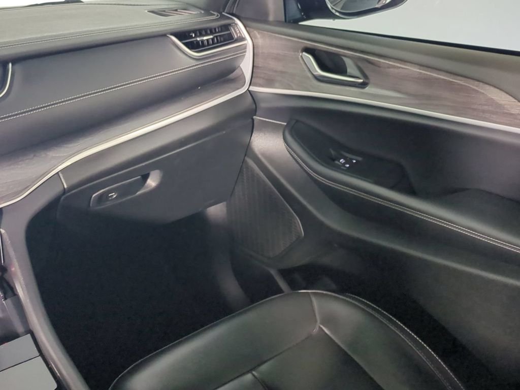 2025 Jeep Grand Cherokee L Limited - Photo 21