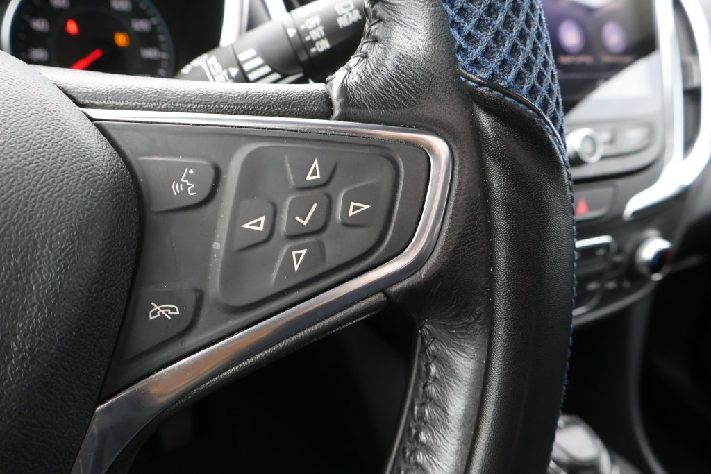 Used 2019 KINETIC BLUE METALLIC Chevrolet LT image 20