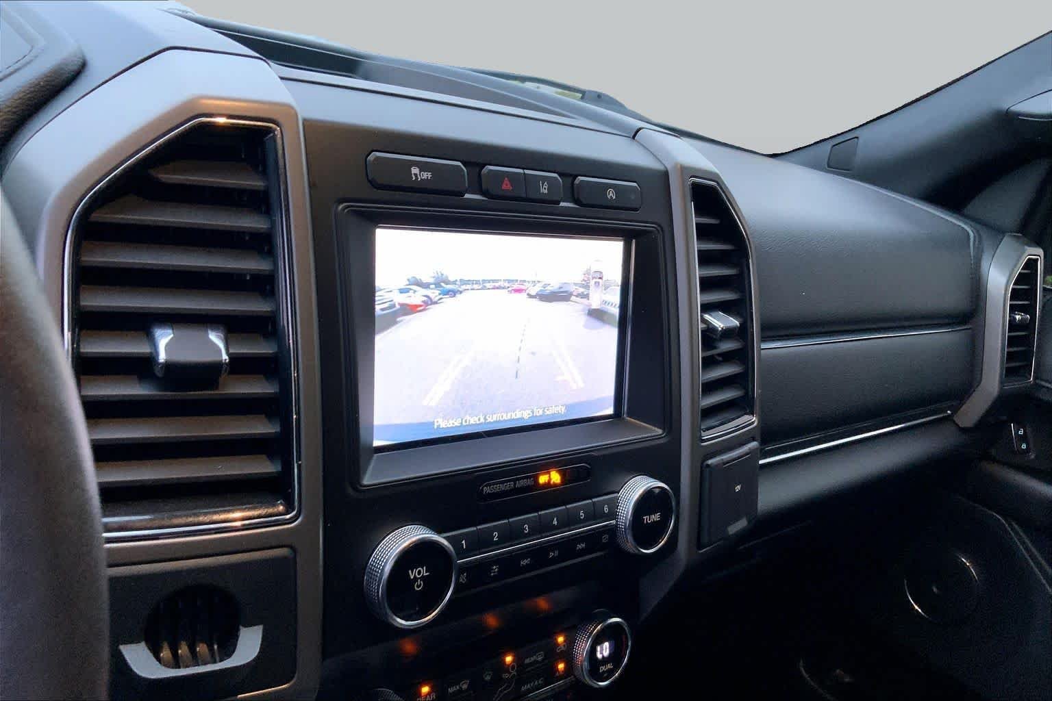 Used 2020 Star White Metallic Tri-Coat Ford XLT image 28
